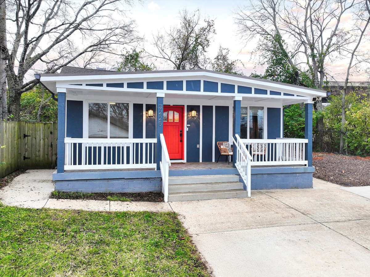 Welcome home! Move in ready- simply unpack and enjoy.