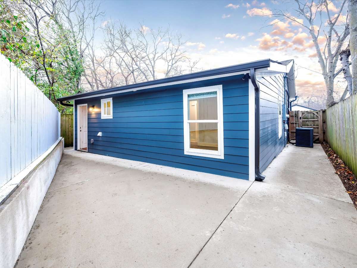 Completely fenced in the back and easy maintenance.