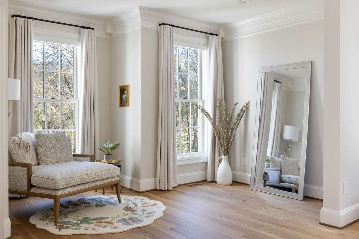 Private sitting area within the primary suite
