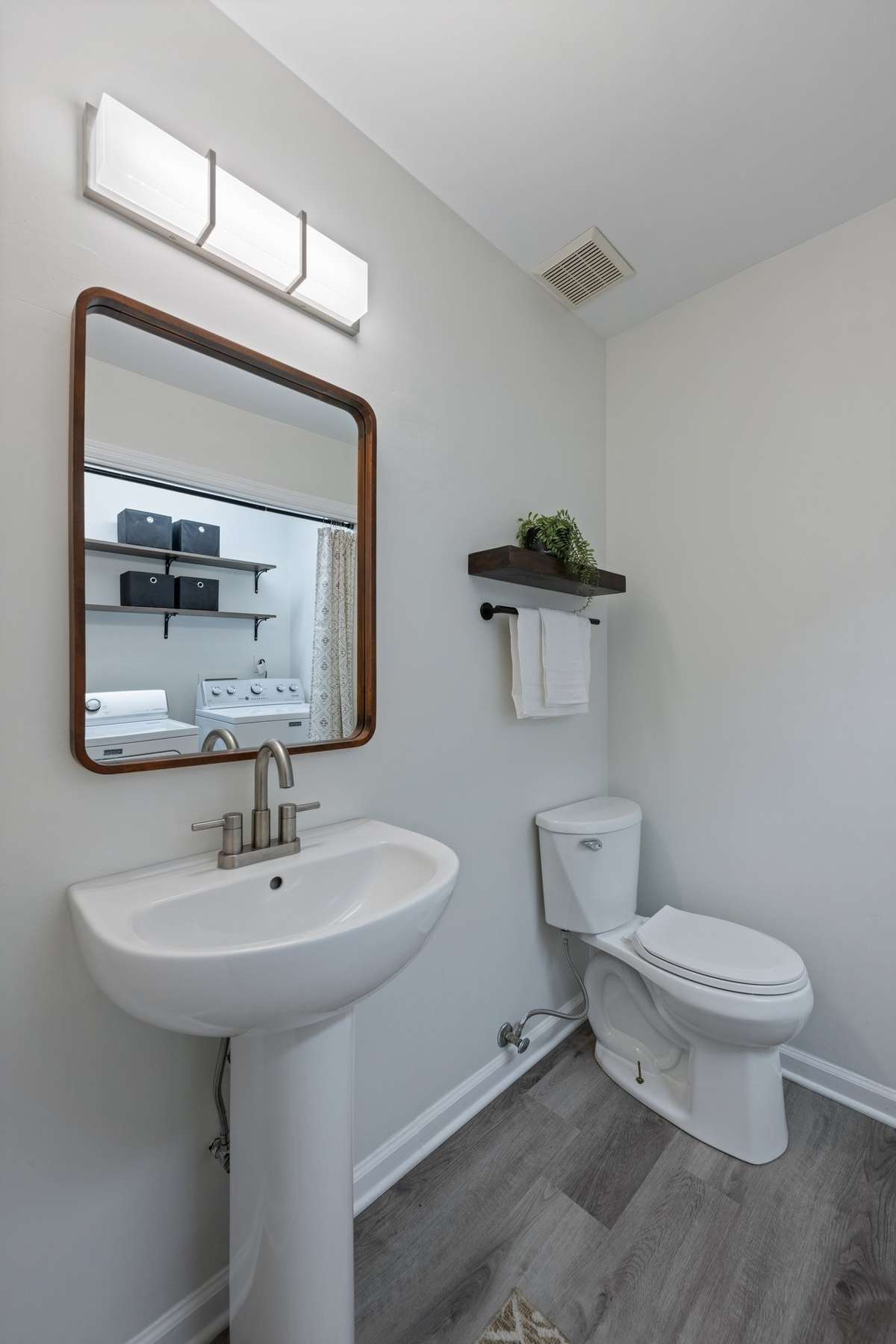 half bath off kitchen area