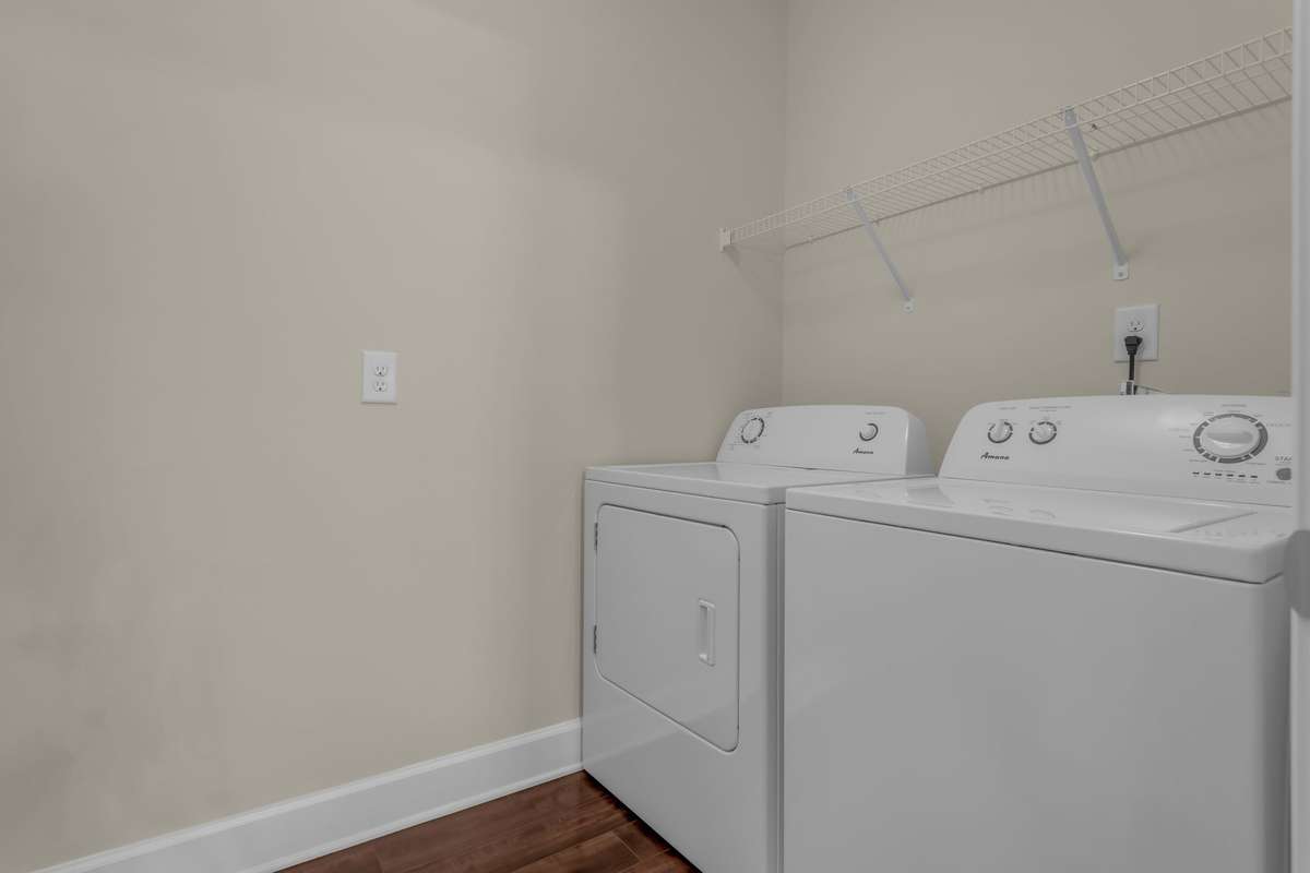 Washer/Dryer convey.