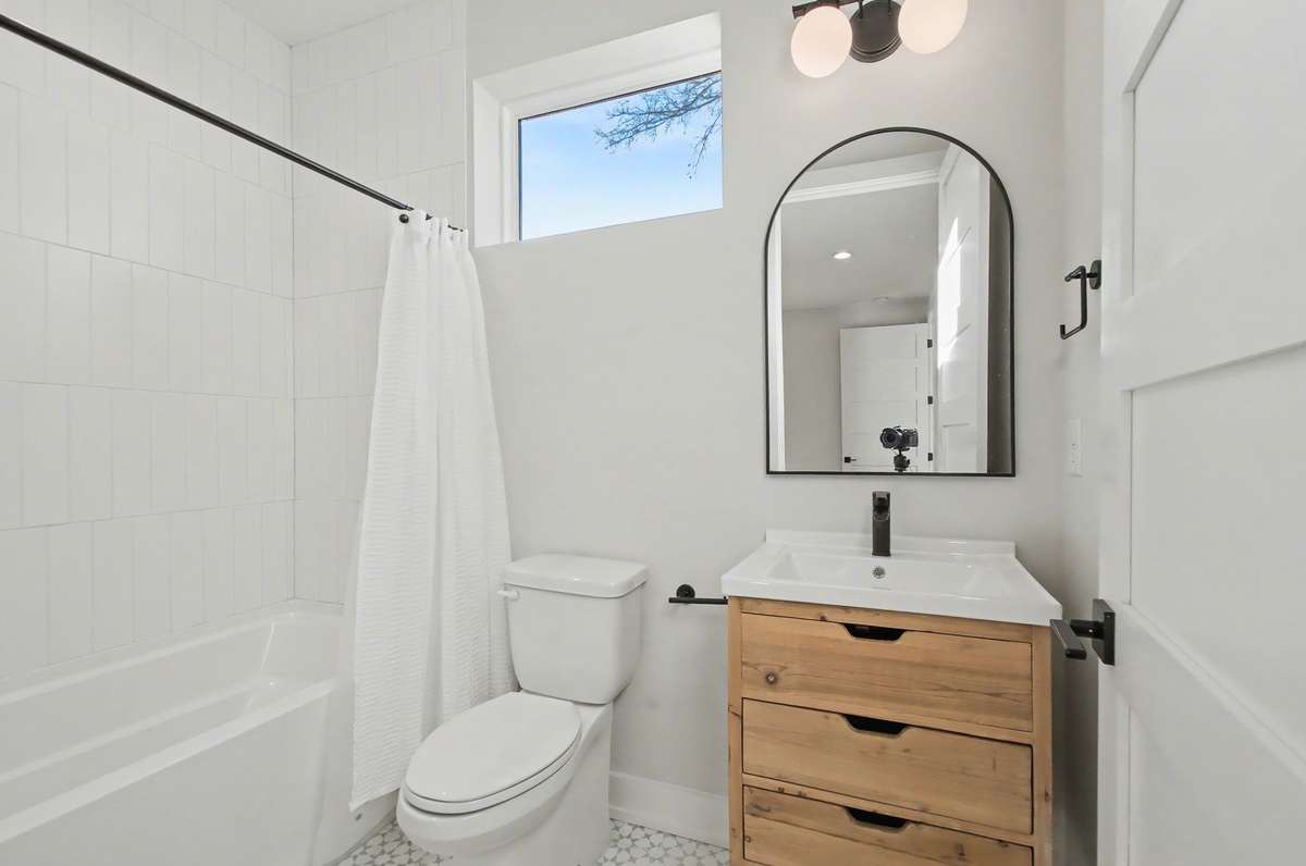 Third Bedroom/Full Bath