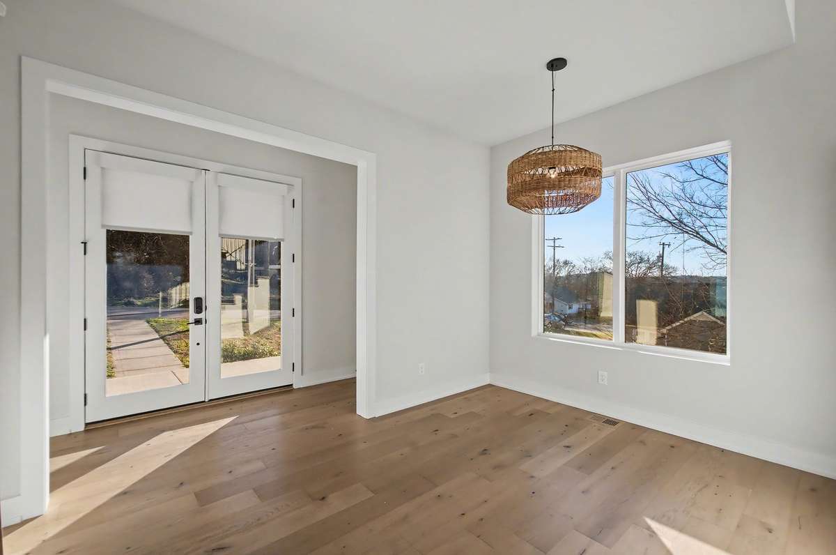 Double door/Keyless entry