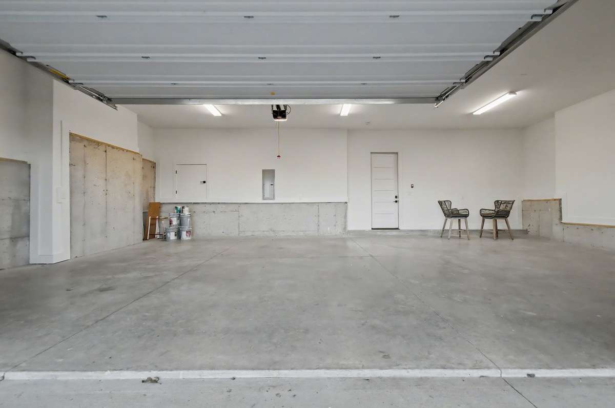 Oversized 2 Car Garage!