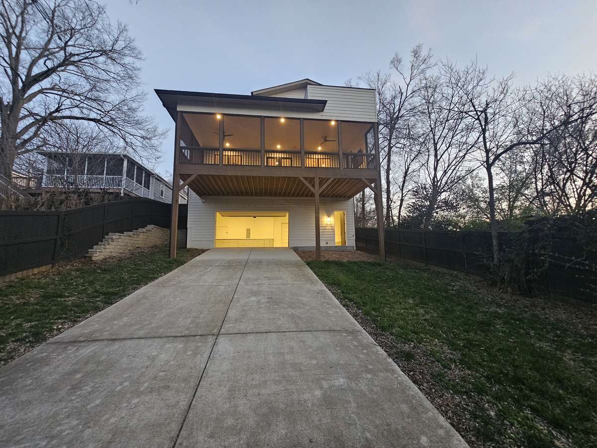 Spacious backyard, Ready for your ideas to come to life!