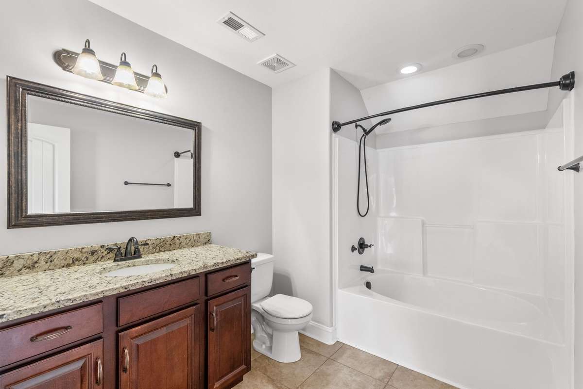 upstairs full bathroom