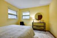 HIGHLY SOUGHT AFTER "Discovery School" Zoning