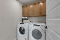 Photos are of the model Nash townhomes. Colors and options may vary.
Please stop by the sales office to speak with an on-site agent!!