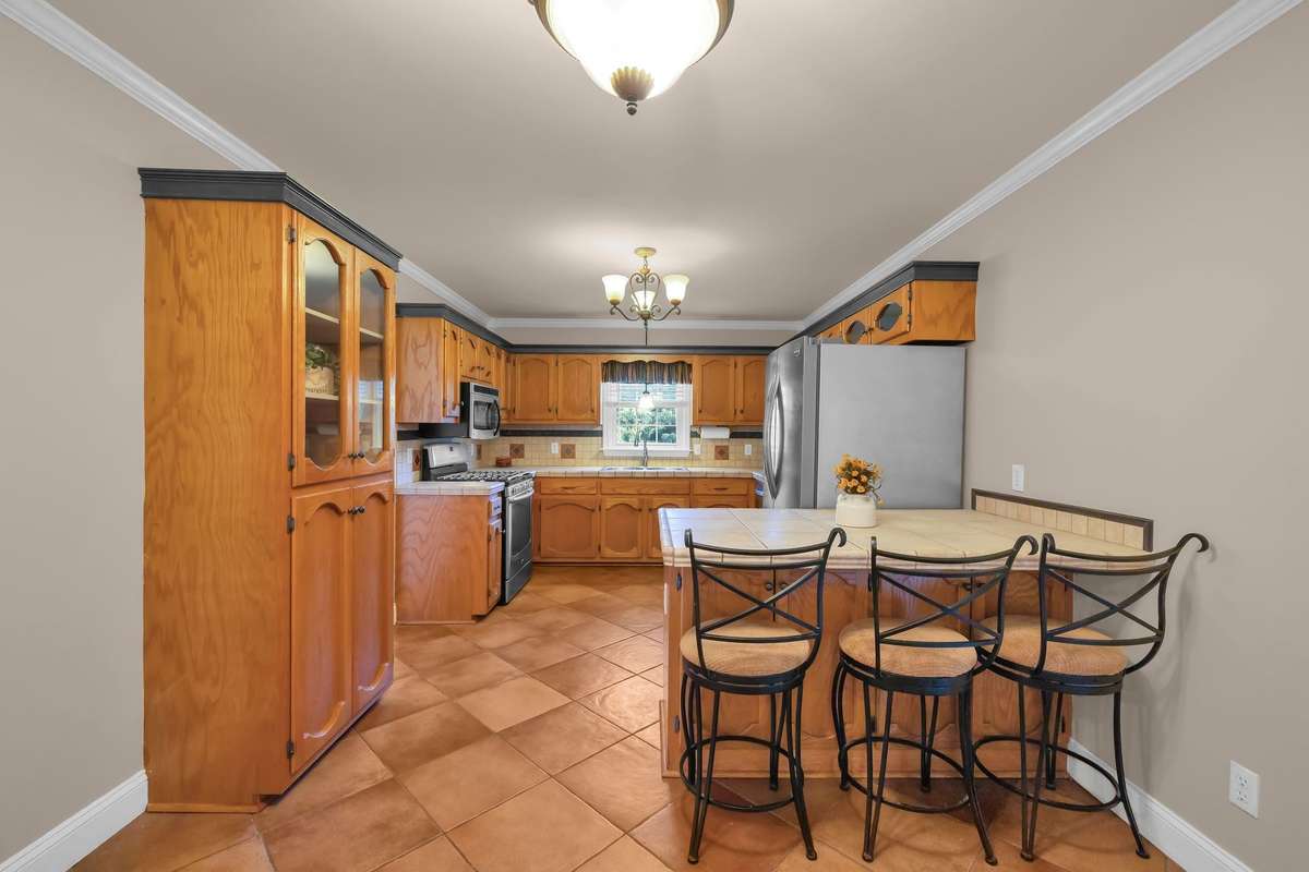 Eat in Kitchen with bar area.