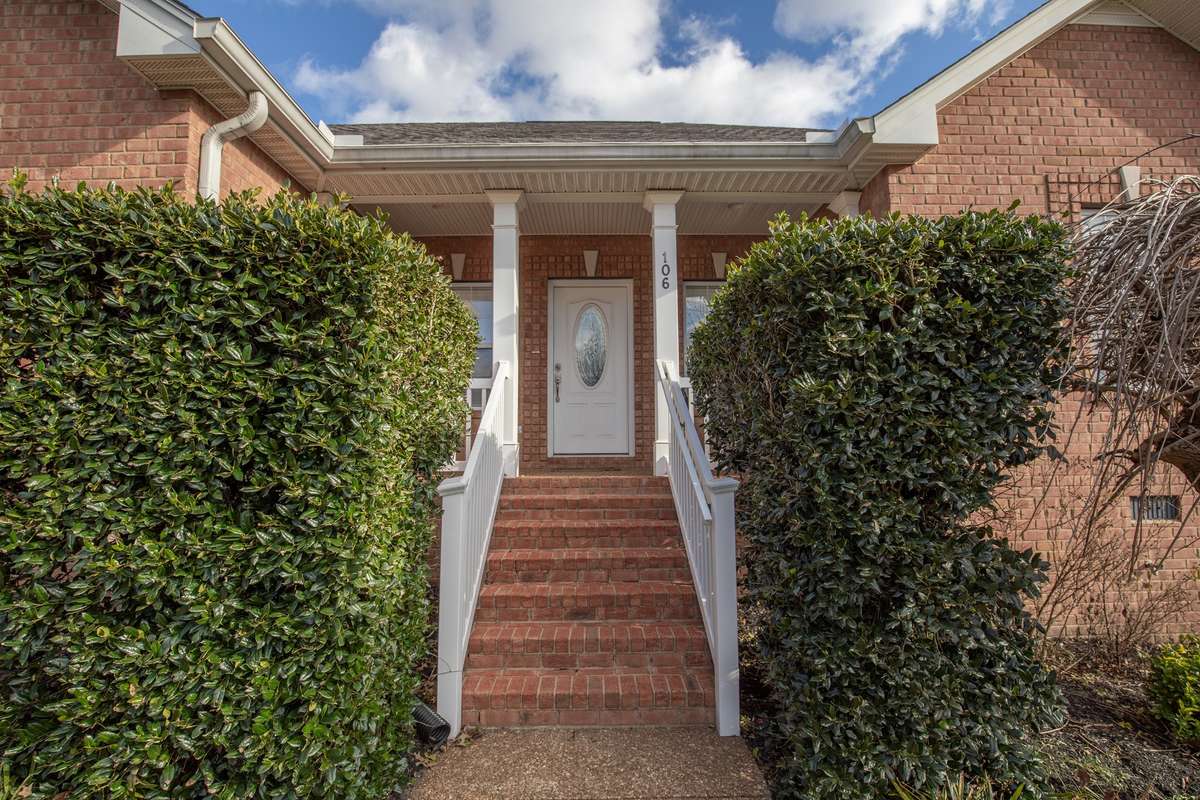 What a welcoming entrance