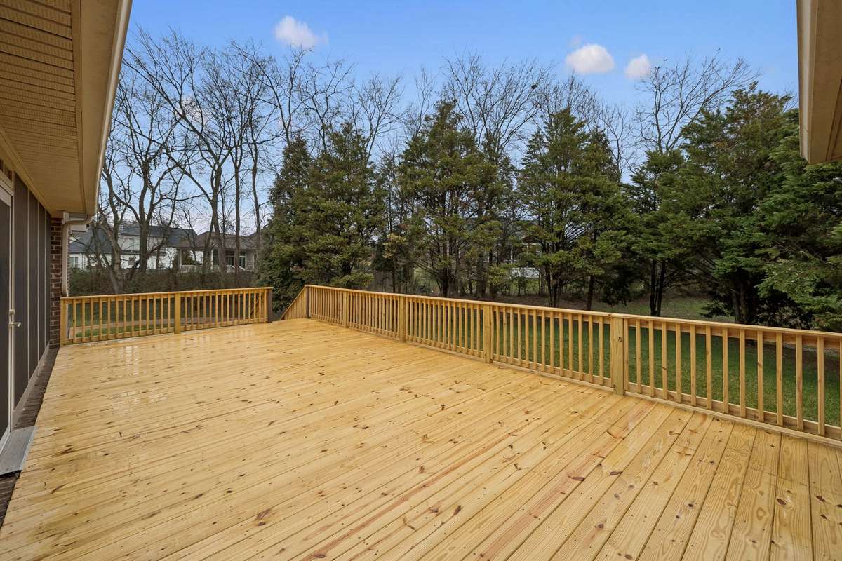 Fabulous back yard!!