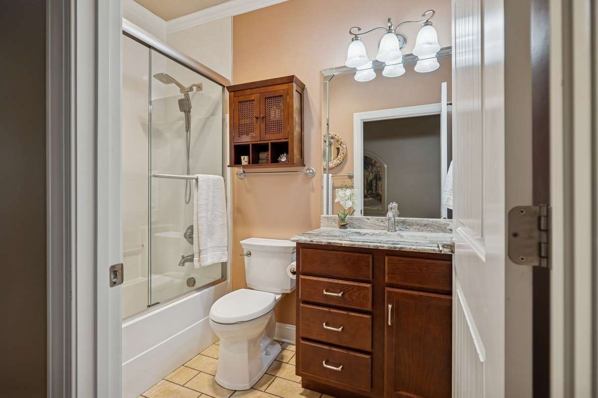 Hall bath!