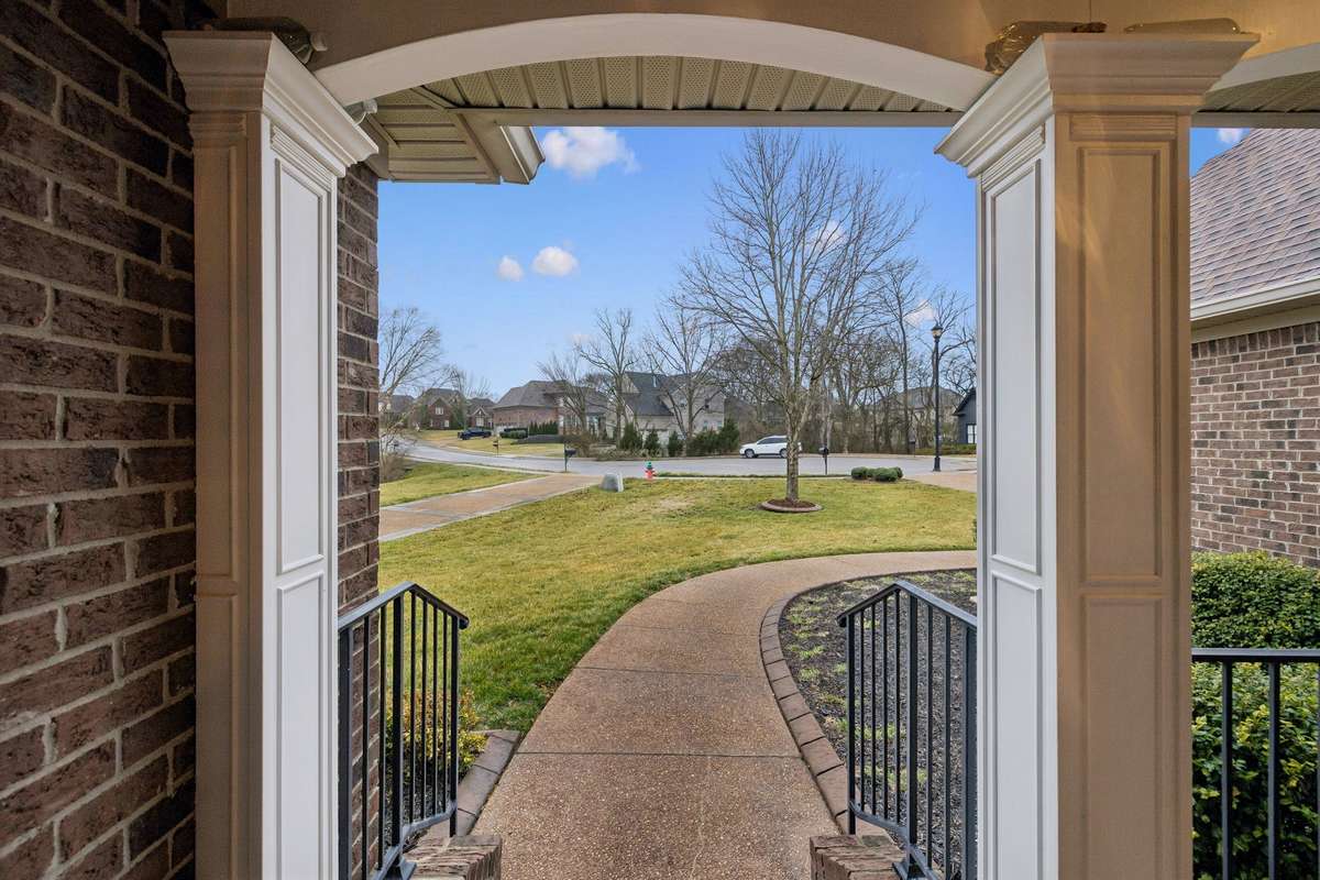 Great location in a quiet cul de sac!