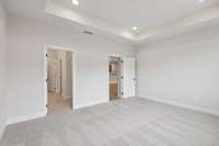 Images shown are for illustrative purposes only. Actual finishes and details may differ.