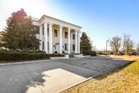 Community ammenities.