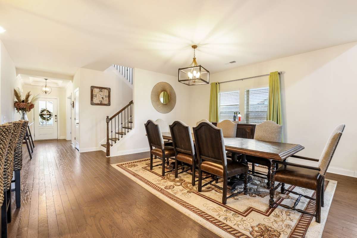 Plenty of space for a large dining table. Perfect for entertaining.