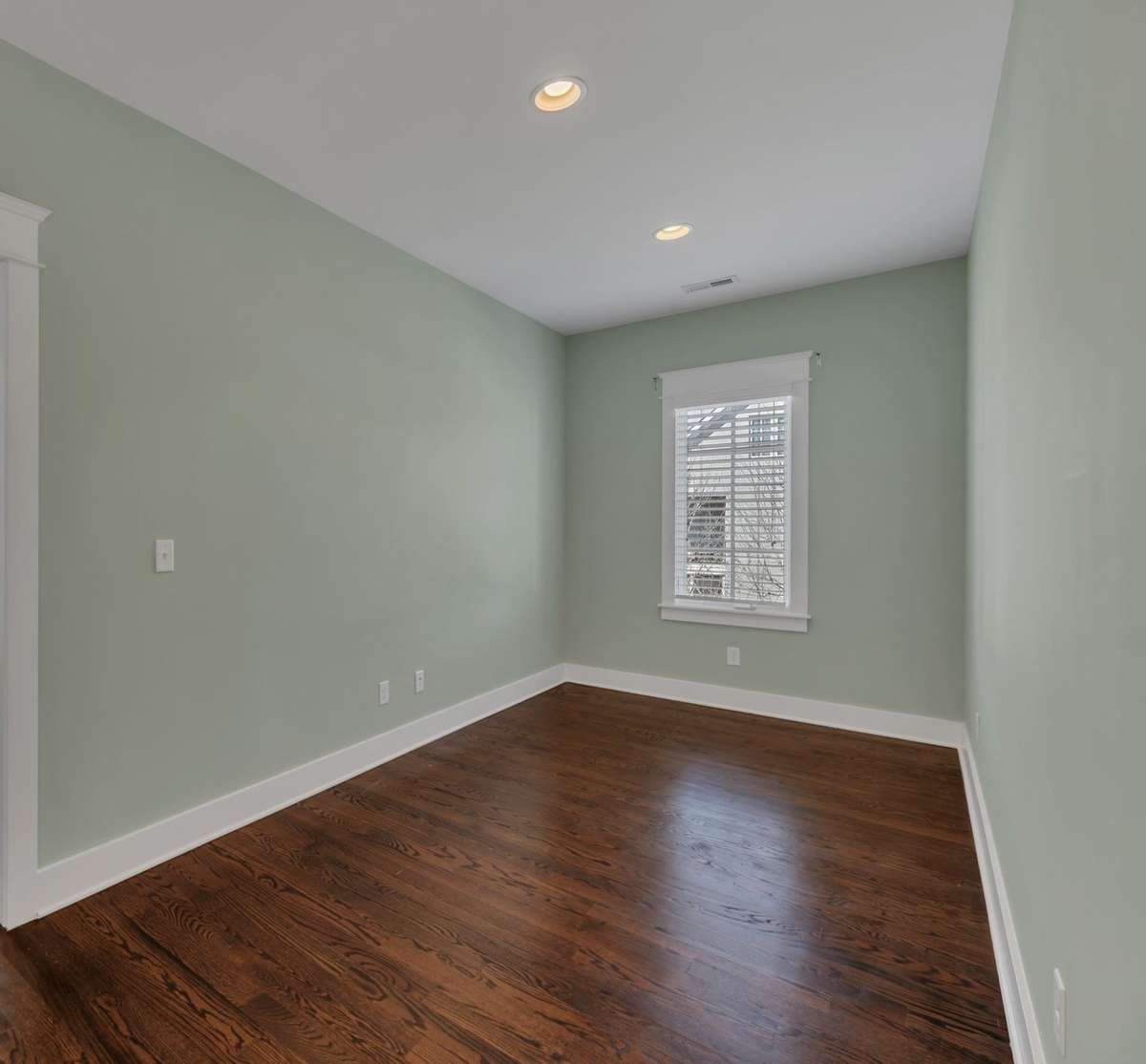 This would make a great office or sitting area. Just outside 2nd floor bonus