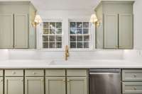 Love the windows above the new large sink