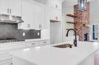 Images shown are for illustrative purposes only and do not represent the actual property.