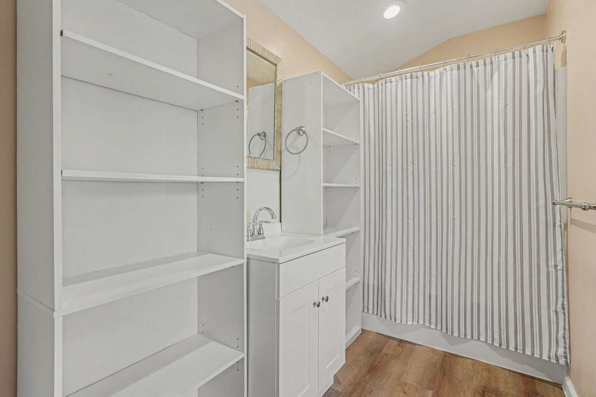 full bath in guest house