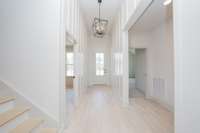 New modern details for the foyer