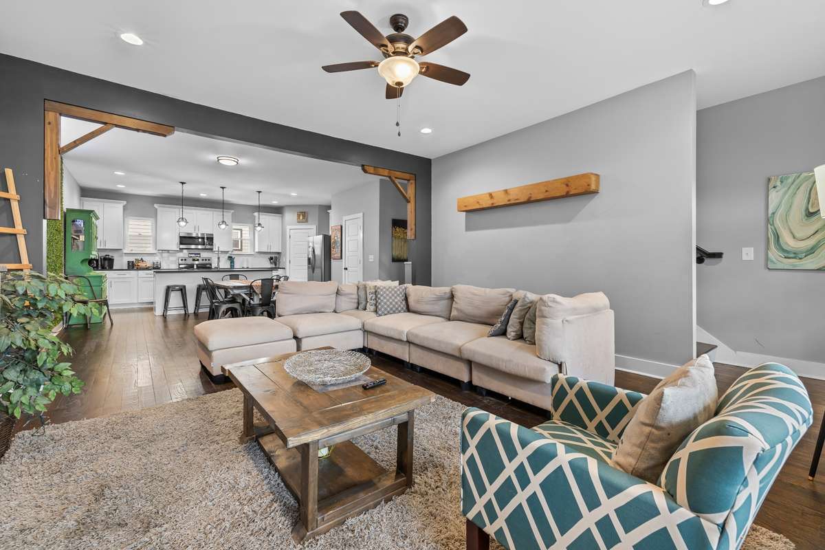 Beautiful, large open floor plan