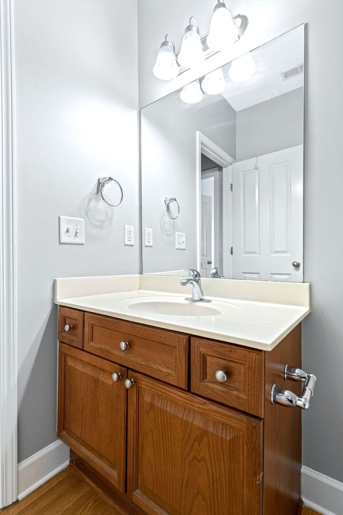 You'll love the bright light of the second bathroom.