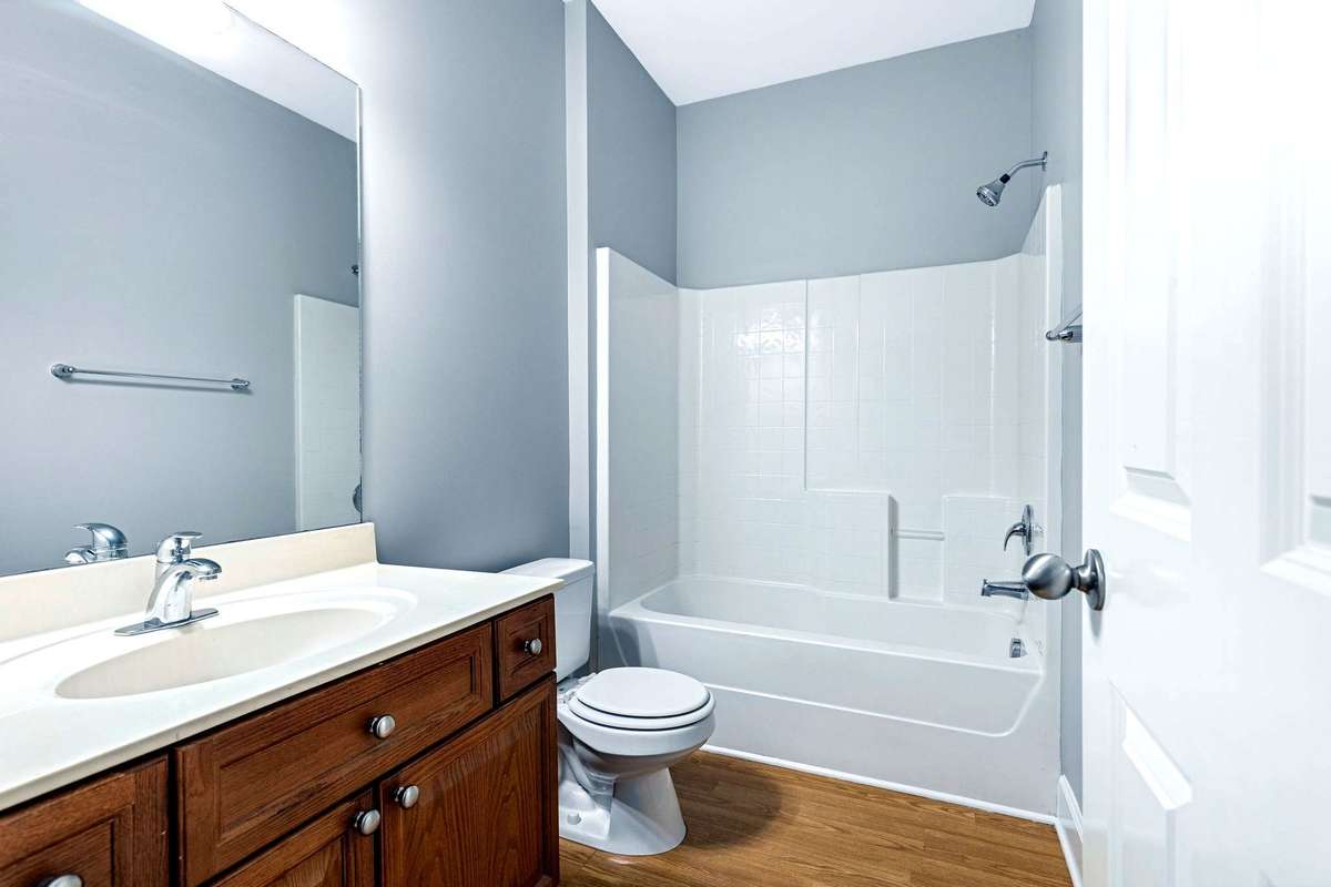 The home features a large second bathroom with shower & tub combination.