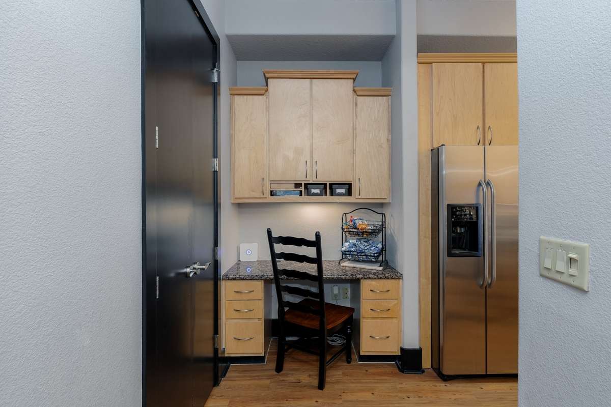 Private Workspace near Kitchen!