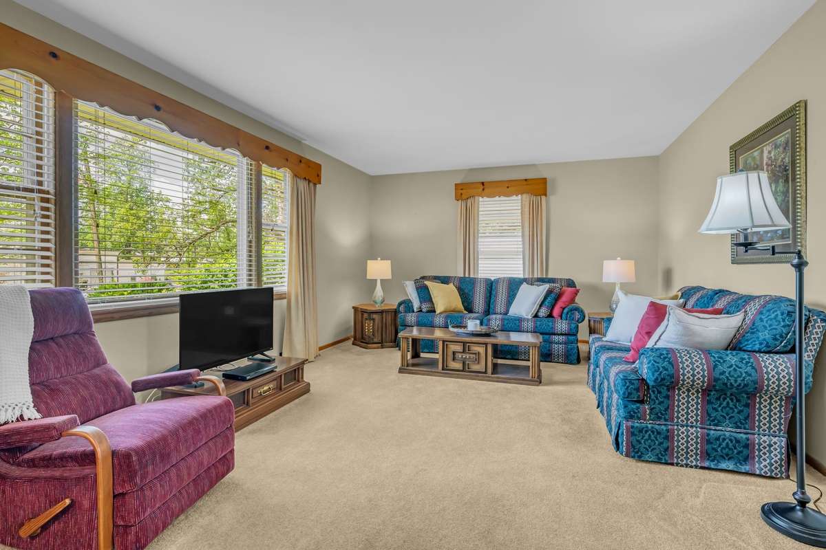 Love the big picture window in the living room.