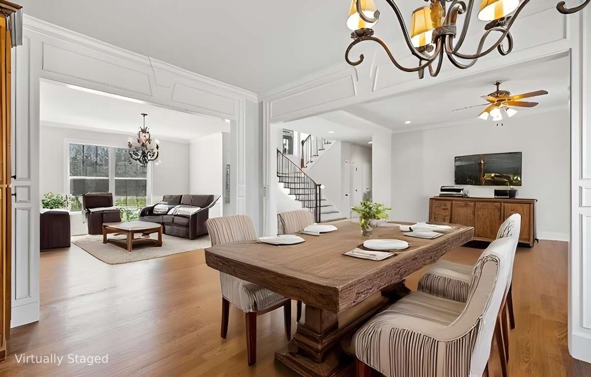 Virtually Staged Photo of Dining Room