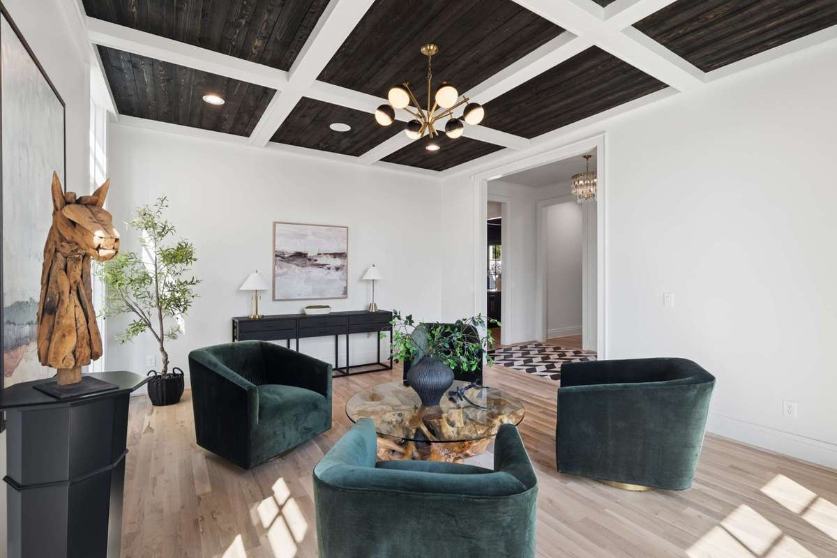 Front sitting room with beautiful ceiling detail