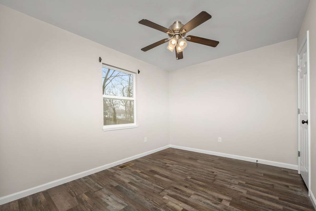 Guest bedroom 2