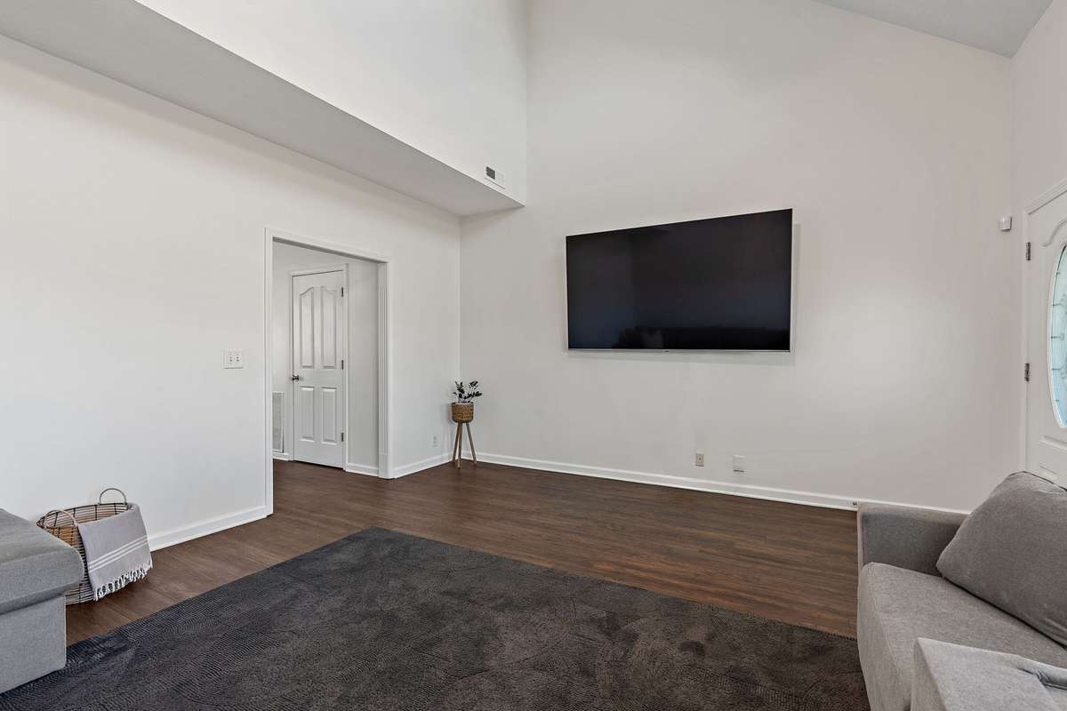 Beautiful vinyl flooring throughout.