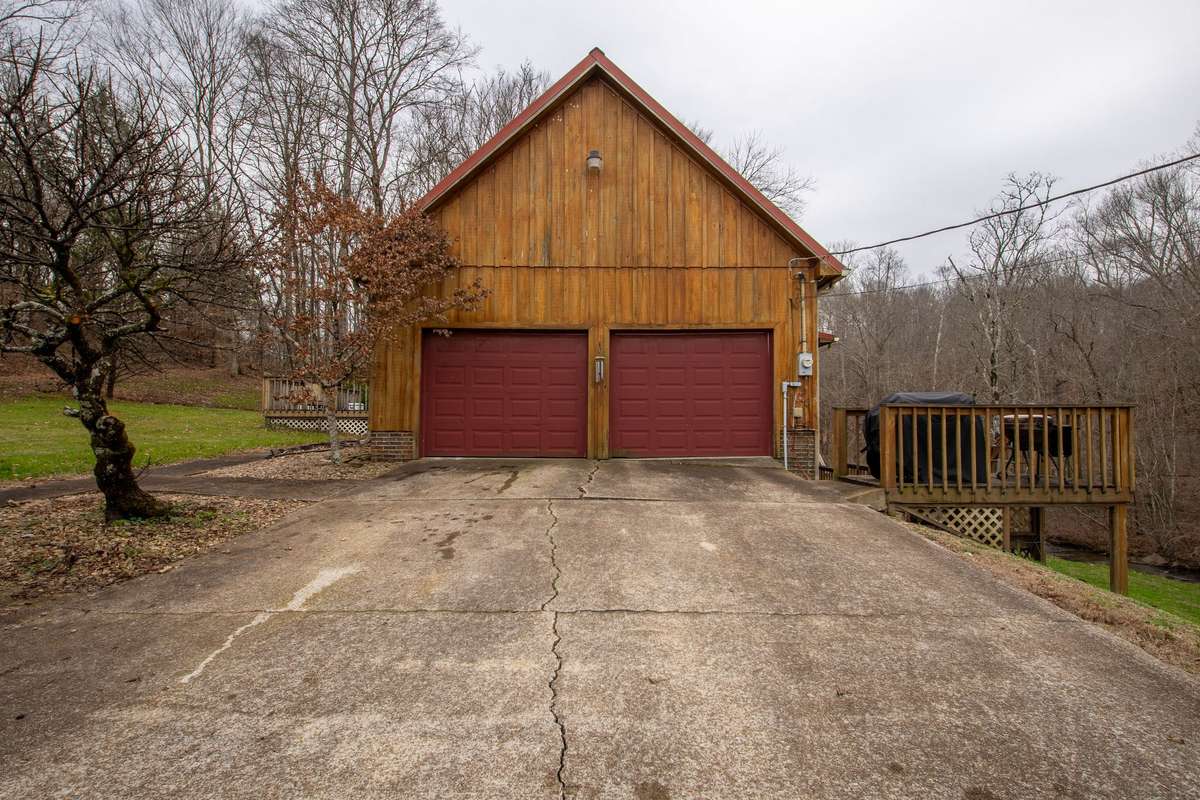 Attached 2 car garage!