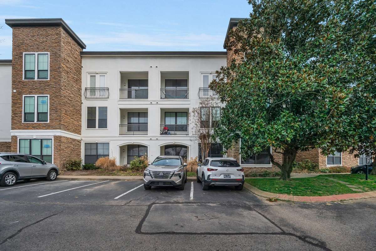 On-site parking area with building access - designated gate parking spot.
