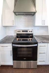Stainless hood compliments the stainless appliances so well