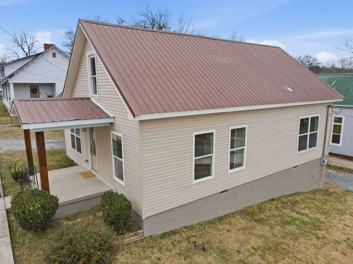 With so many community activities, such as festivals, parades, the annual county fair & more, this property is perfect for the young at heart! No large lawn to maintain- simple & small corner lot so your new home AND your extra time is enjoyed!