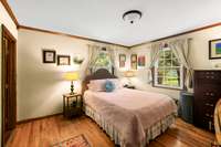 Primary bedroom with Walk in Closet and En-suite bathroom