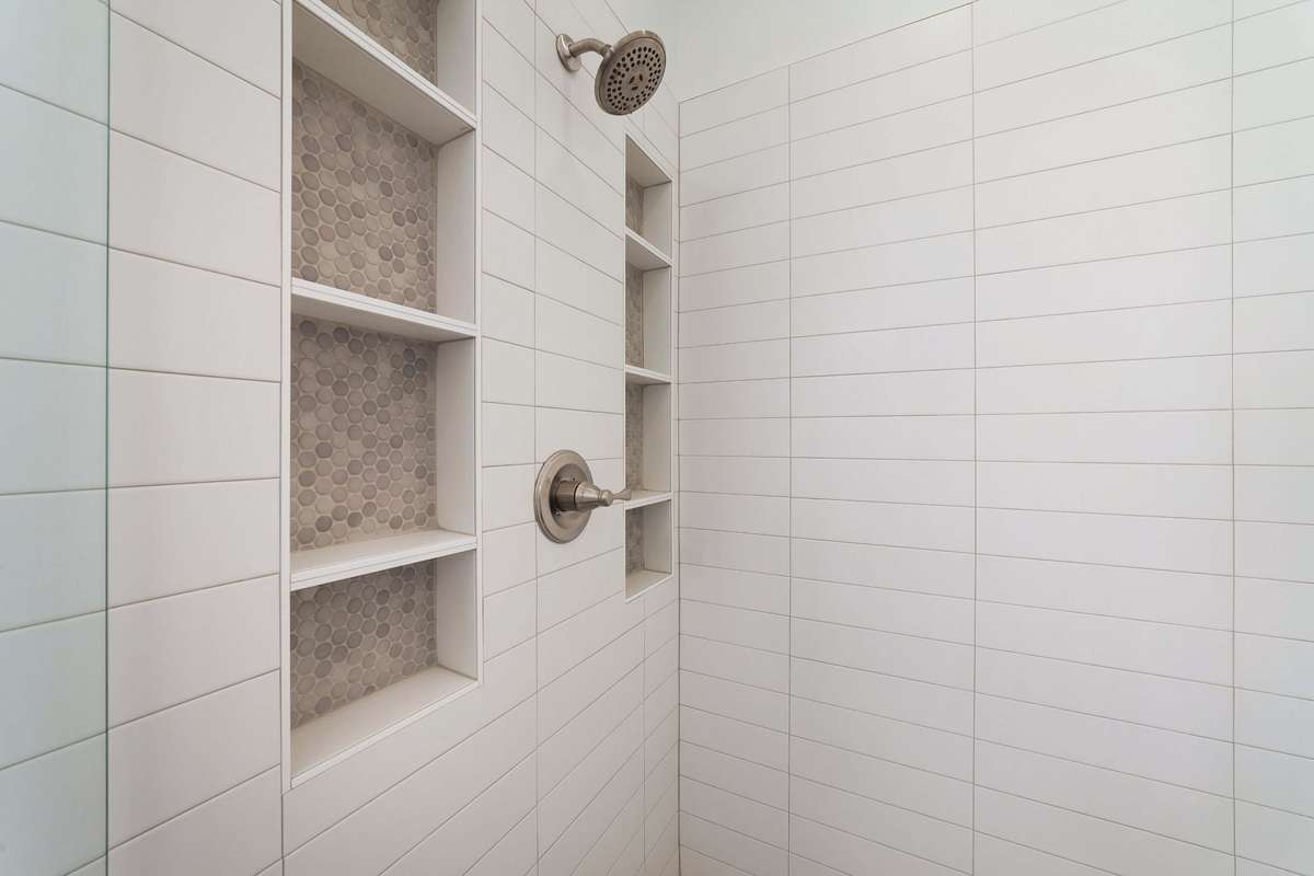 MASTER SHOWER