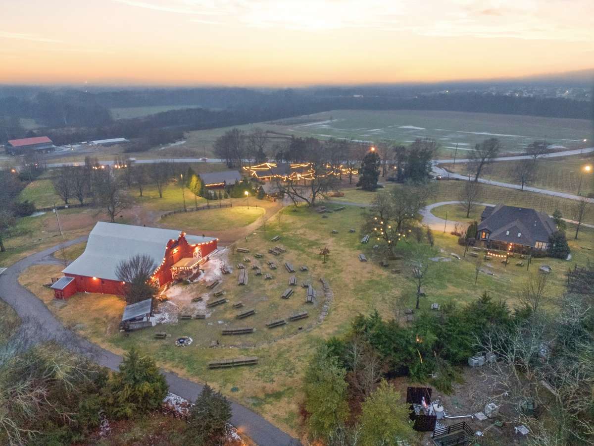 Another view of the Arrington Vineyards property