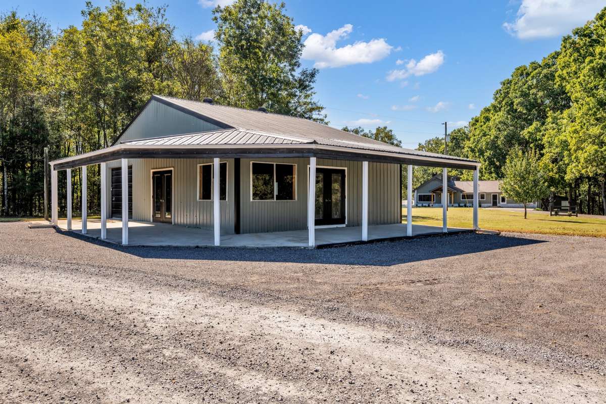 Metal Building 27x39 with Electric, Water, & Plumbing for Bathrooms.
Septic Tank Included