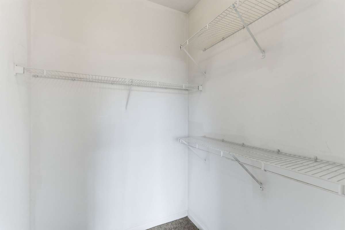 Great walk-in closet in the guest room