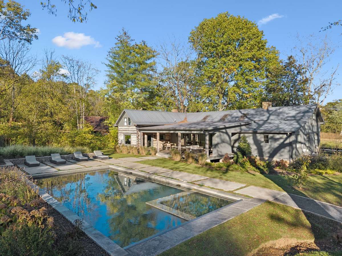 Photo of property located at 2060 Old Hillsboro Rd