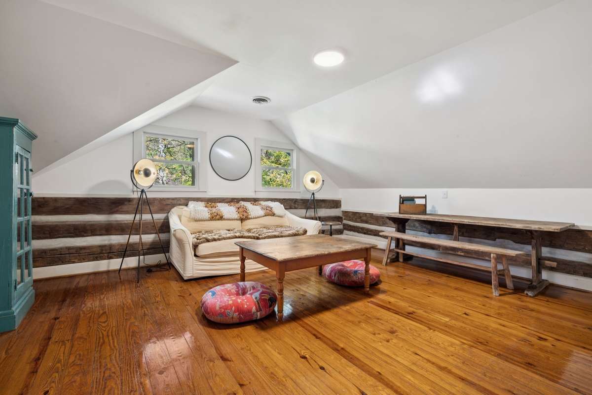 Photo of property located at 2060 Old Hillsboro Rd