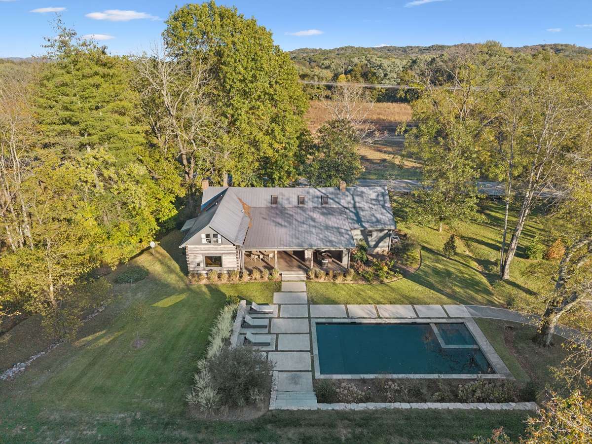 Photo of property located at 2060 Old Hillsboro Rd