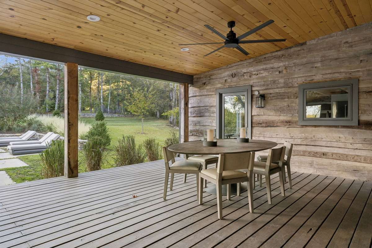 Photo of property located at 2060 Old Hillsboro Rd