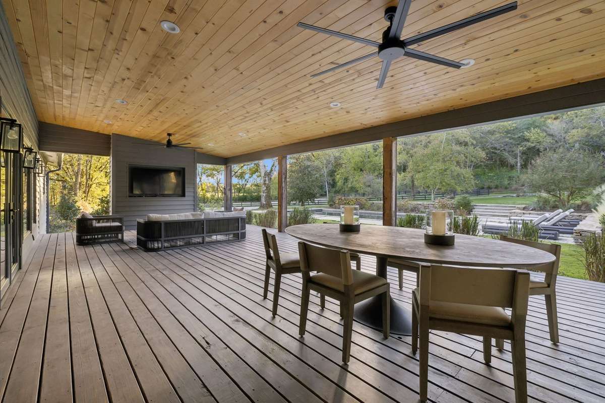 Photo of property located at 2060 Old Hillsboro Rd