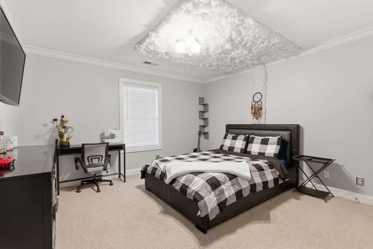 Lower Level Bedroom #6