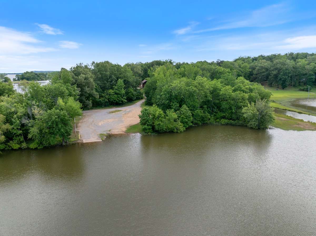 Public Boat Ramp is MOMENTS away from the home!